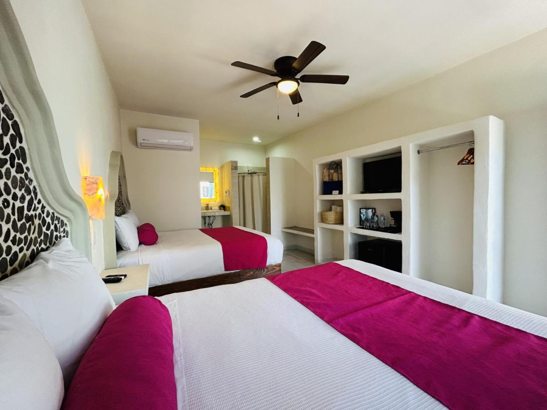 Rosarito Hotel 洛雷托 外观 照片