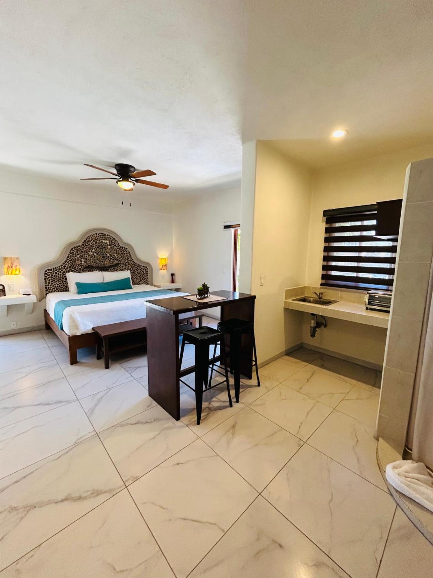 Rosarito Hotel 洛雷托 外观 照片